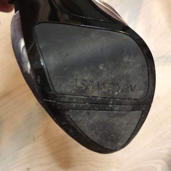 NINE WEST ballet slipper style satin stilettos - Picture 7 of 7